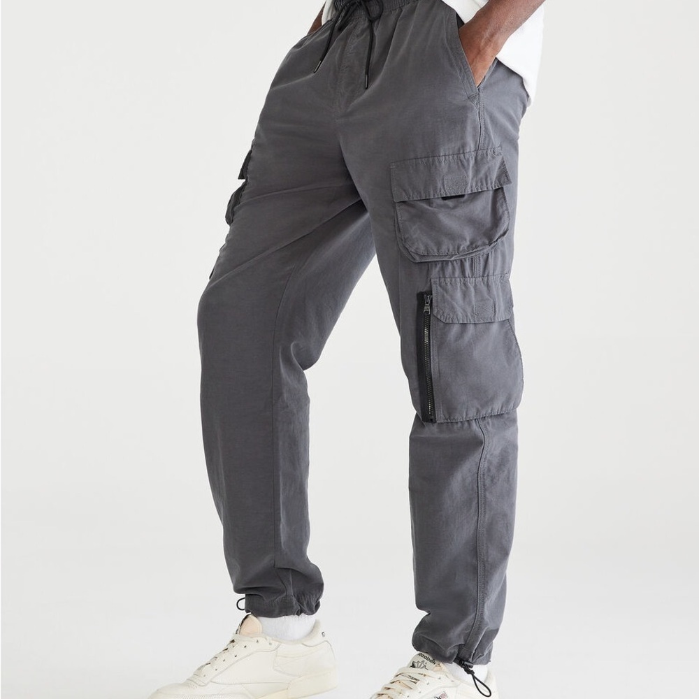 Aeropostale Gray Cargo Pants Relaxed Fit XS